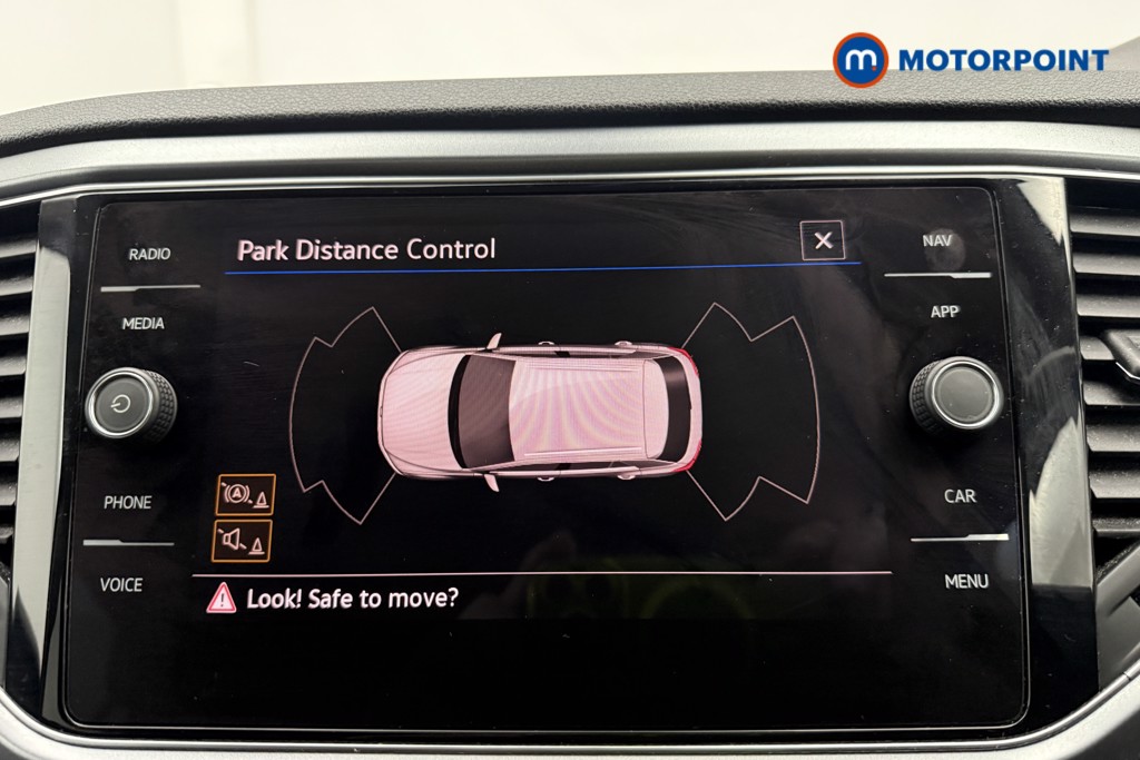 Volkswagen T-Roc Active Manual Petrol SUV - Stock Number (1669811) - 3rd supplementary image