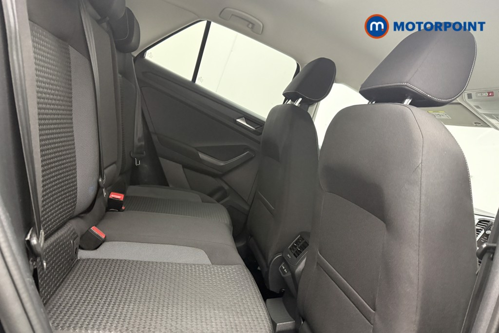 Volkswagen T-Roc Active Manual Petrol SUV - Stock Number (1669811) - 9th supplementary image