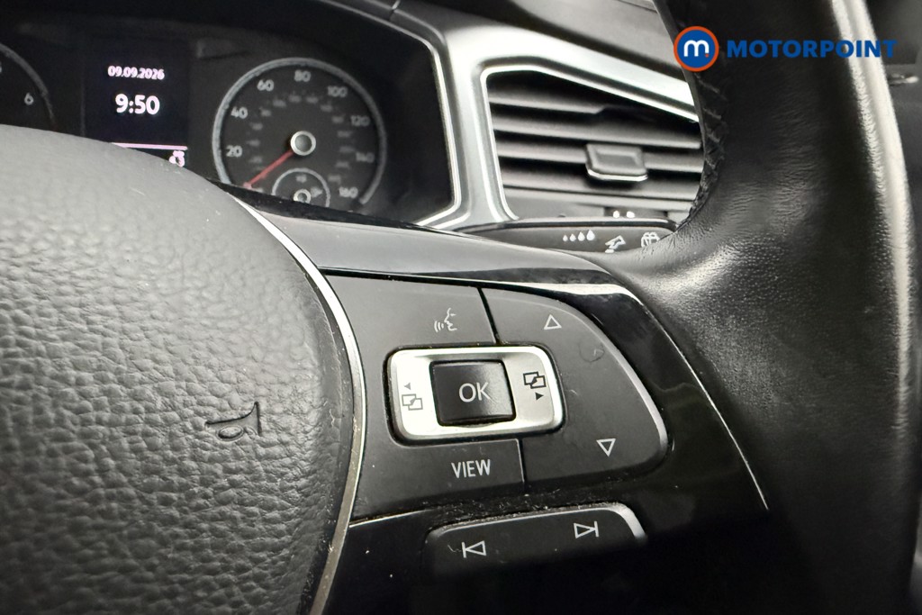 Volkswagen T-Roc Active Manual Petrol SUV - Stock Number (1669811) - 15th supplementary image