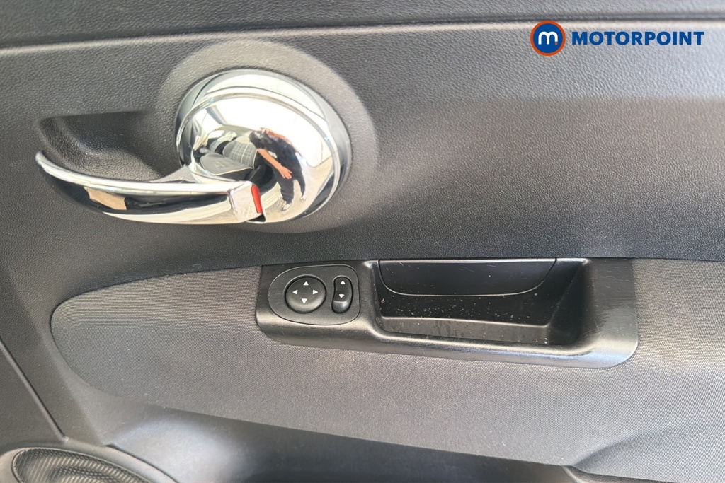 Fiat 500 Lounge Manual Petrol Hatchback - Stock Number (1670285) - 19th supplementary image