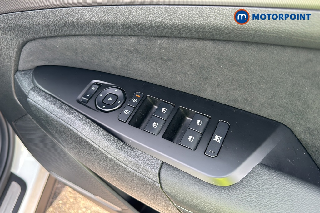 KIA Sportage Gt-Line Automatic Petrol-Electric Hybrid SUV - Stock Number (1670316) - 19th supplementary image