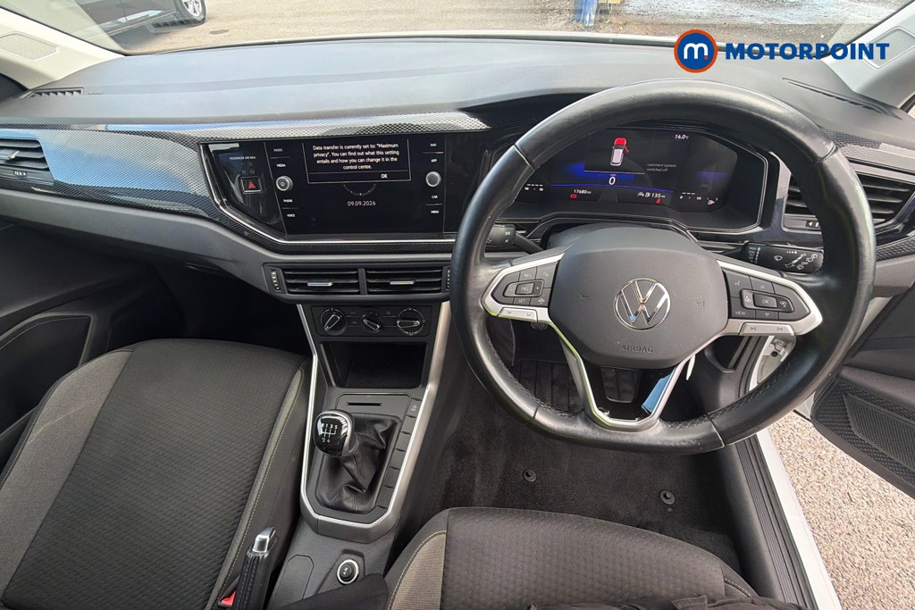 Volkswagen Polo Life Manual Petrol Hatchback - Stock Number (1670388) - 4th supplementary image