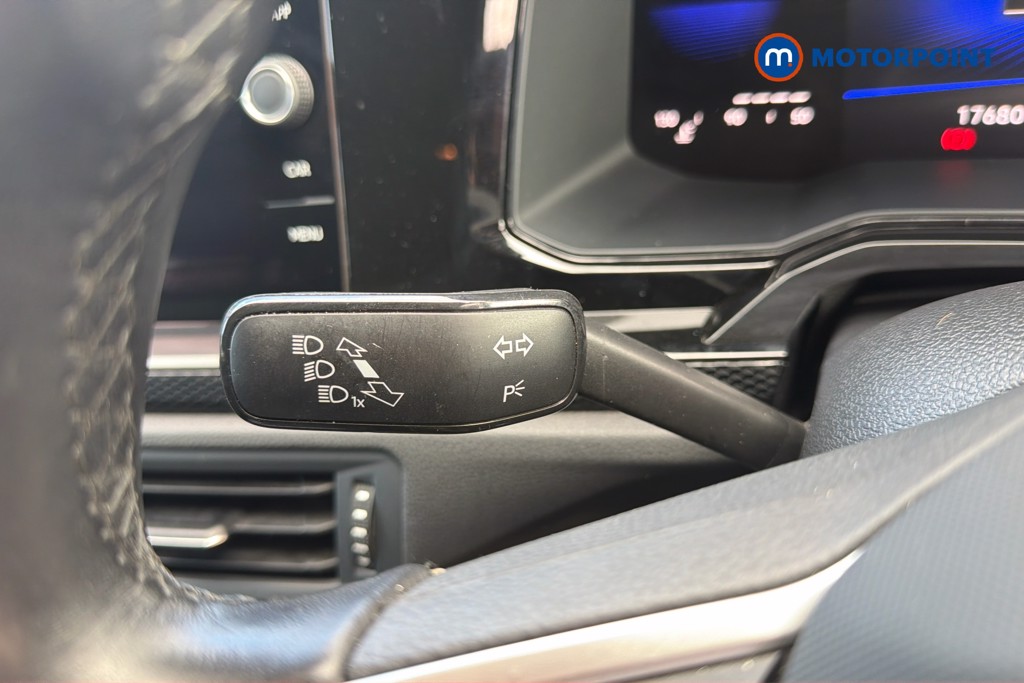 Volkswagen Polo Life Manual Petrol Hatchback - Stock Number (1670388) - 9th supplementary image
