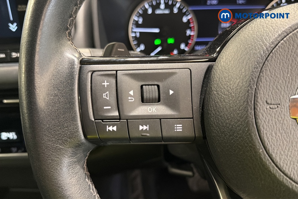 Nissan Qashqai N-Connecta Automatic Petrol SUV - Stock Number (1671025) - 4th supplementary image
