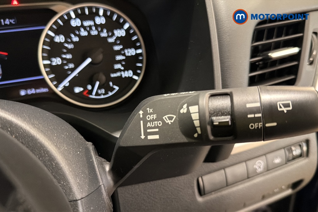 Nissan Qashqai N-Connecta Automatic Petrol SUV - Stock Number (1671025) - 6th supplementary image