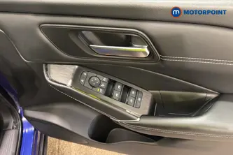 Nissan Qashqai N-Connecta Automatic Petrol SUV - Stock Number (1671025) - 19th supplementary image