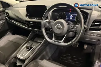 Nissan Qashqai N-Connecta Automatic Petrol SUV - Stock Number (1671025) - 1st supplementary image