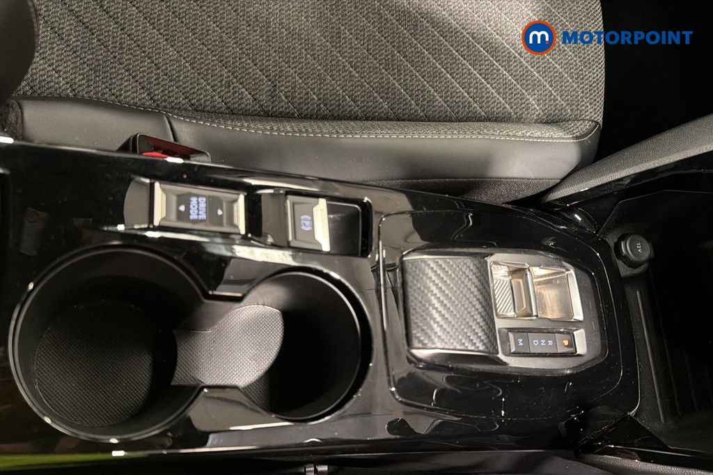Peugeot 2008 Allure Automatic Petrol SUV - Stock Number (1671778) - 15th supplementary image
