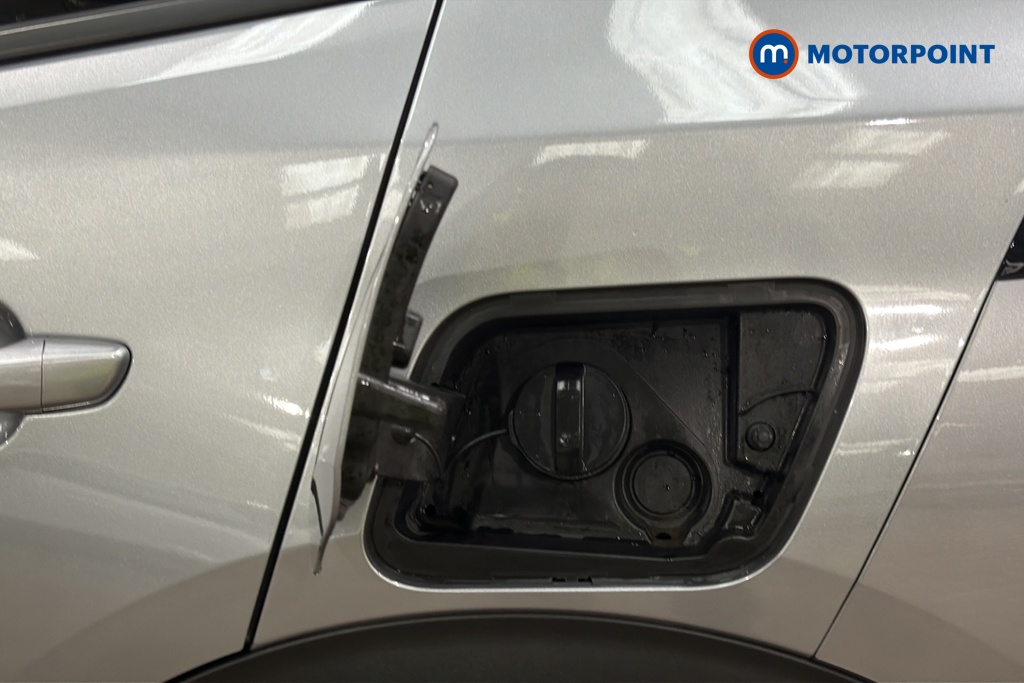 Peugeot 2008 Allure Automatic Petrol SUV - Stock Number (1671778) - 41st supplementary image