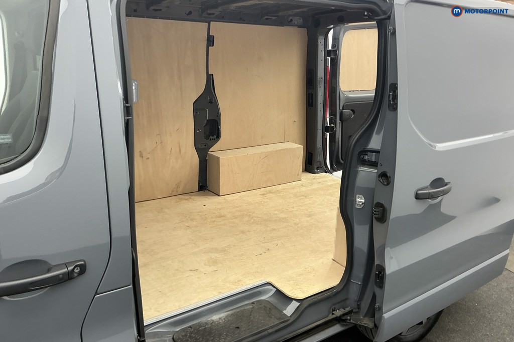 Renault Trafic Extra Sport Manual Diesel Panel Van - Stock Number (1671865) - 5th supplementary image