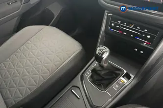 Volkswagen Tiguan Life Manual Petrol SUV - Stock Number (1672367) - 15th supplementary image