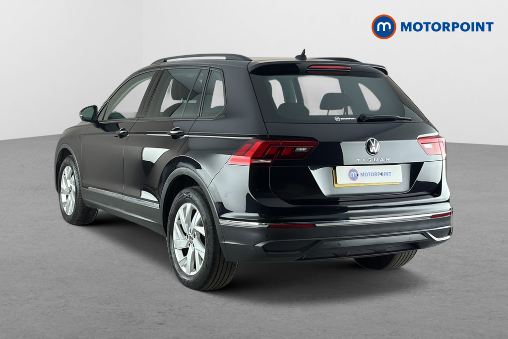 Volkswagen Tiguan Life Manual Petrol SUV - Stock Number (1672367) - Drivers side rear corner