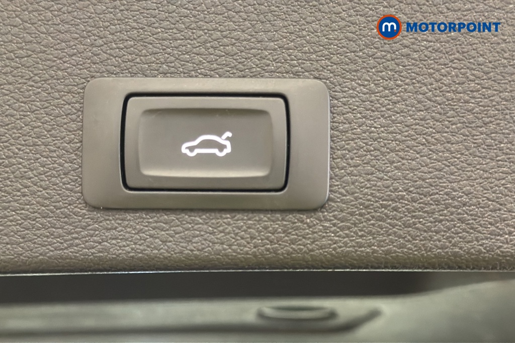 Audi Q2 S Line Manual Petrol SUV - Stock Number (1672612) - 35th supplementary image