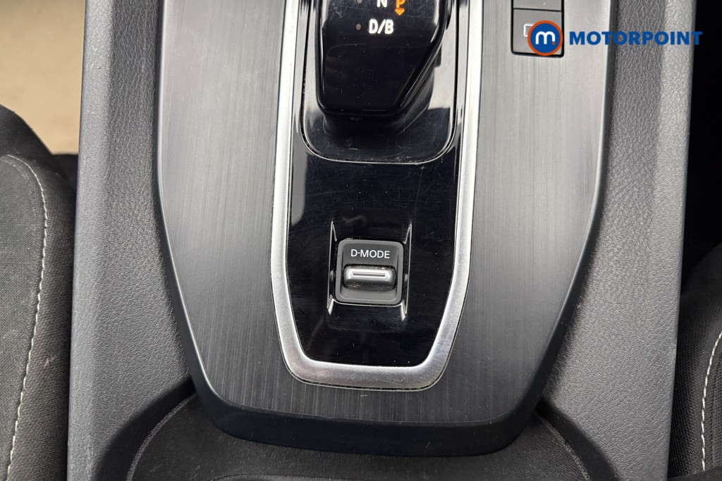 Nissan Qashqai Acenta Premium Automatic Petrol-Electric Hybrid SUV - Stock Number (1672620) - 18th supplementary image