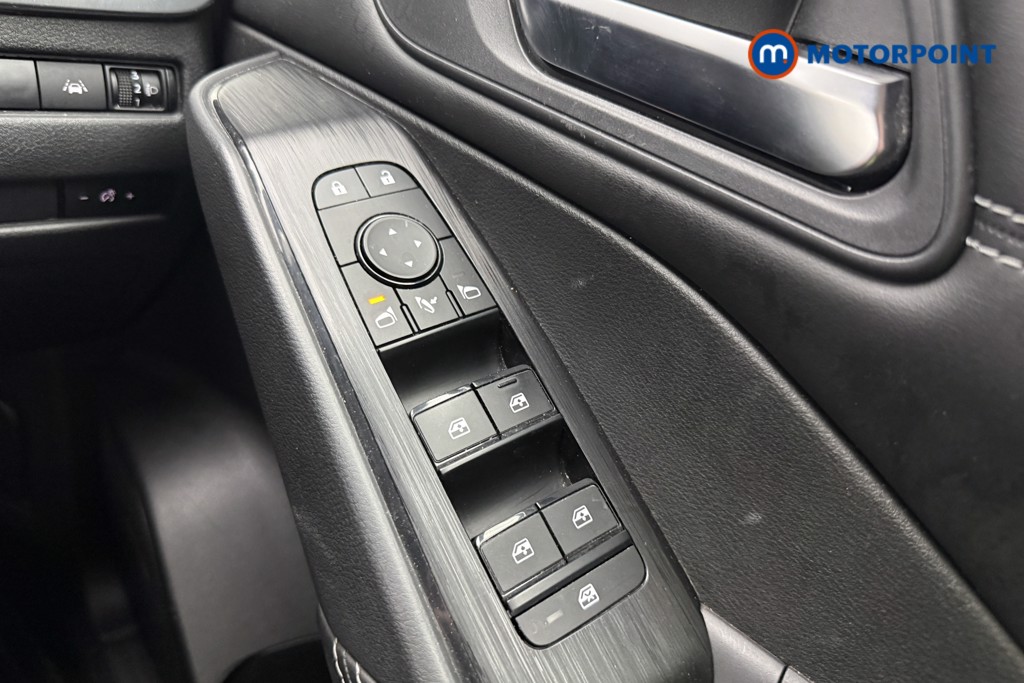 Nissan Qashqai Acenta Premium Automatic Petrol-Electric Hybrid SUV - Stock Number (1672620) - 19th supplementary image