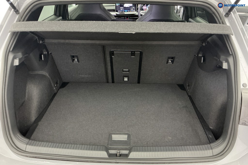 Volkswagen Golf R-Line Manual Petrol Hatchback - Stock Number (1672673) - 3rd supplementary image