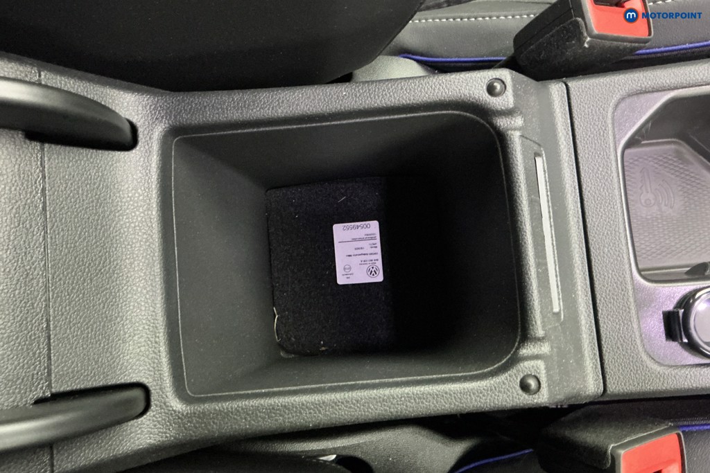 Volkswagen Golf R-Line Manual Petrol Hatchback - Stock Number (1672673) - 14th supplementary image