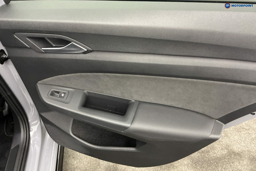 Volkswagen Golf R-Line Manual Petrol Hatchback - Stock Number (1672673) - 27th supplementary image