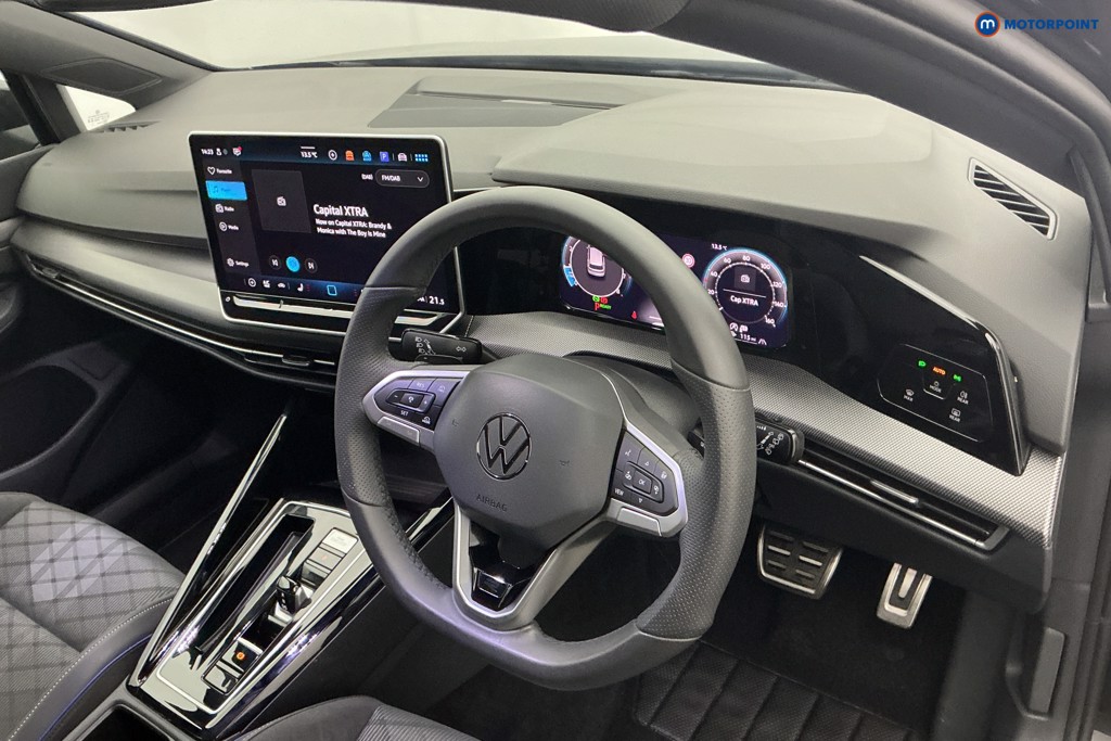Volkswagen Golf R-Line Automatic Petrol Hatchback - Stock Number (1672675) - 8th supplementary image