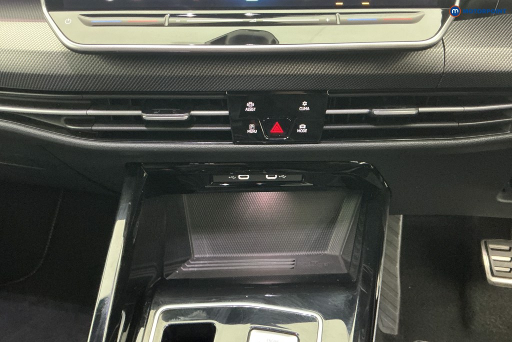 Volkswagen Golf R-Line Automatic Petrol Hatchback - Stock Number (1672675) - 17th supplementary image