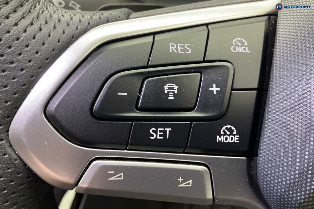 Volkswagen Golf R-Line Automatic Petrol Hatchback - Stock Number (1672675) - 20th supplementary image