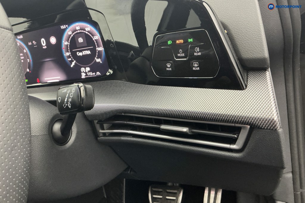 Volkswagen Golf R-Line Automatic Petrol Hatchback - Stock Number (1672675) - 23rd supplementary image