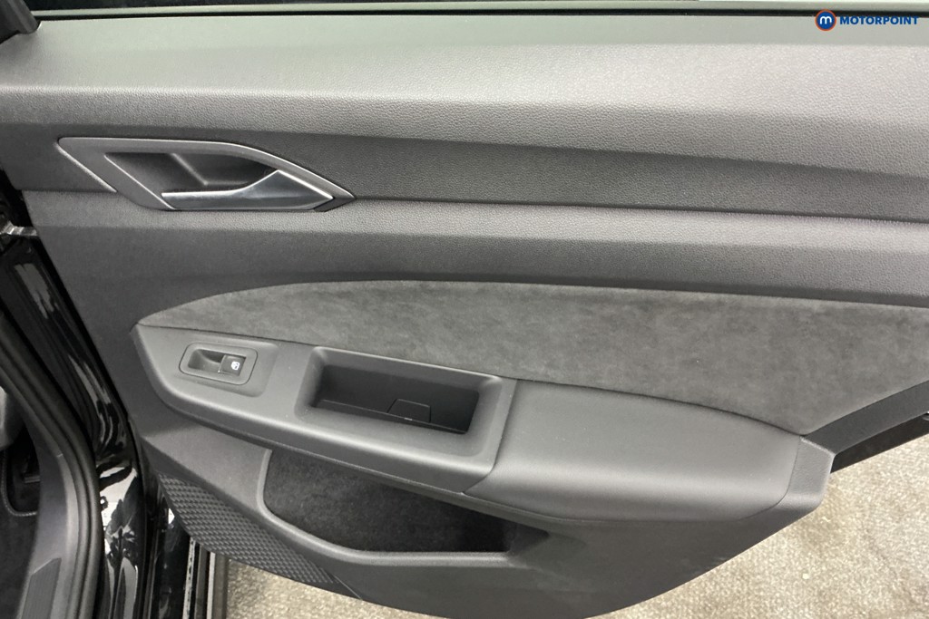 Volkswagen Golf R-Line Automatic Petrol Hatchback - Stock Number (1672675) - 27th supplementary image