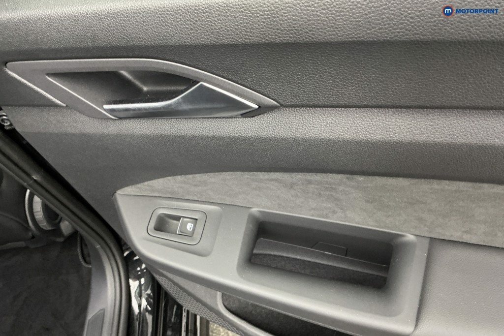 Volkswagen Golf R-Line Automatic Petrol Hatchback - Stock Number (1672675) - 28th supplementary image