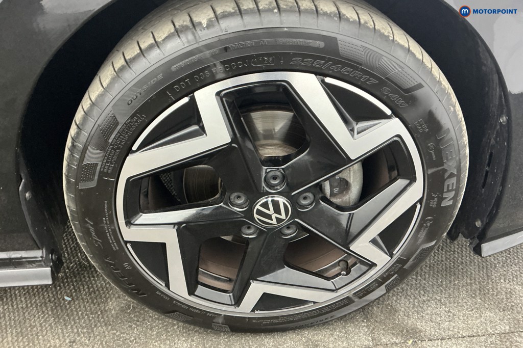 Volkswagen Golf R-Line Automatic Petrol Hatchback - Stock Number (1672675) - 36th supplementary image