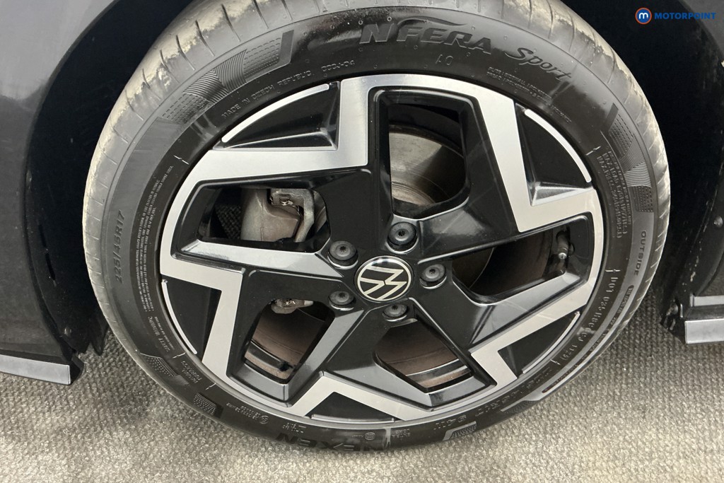 Volkswagen Golf R-Line Automatic Petrol Hatchback - Stock Number (1672675) - 37th supplementary image