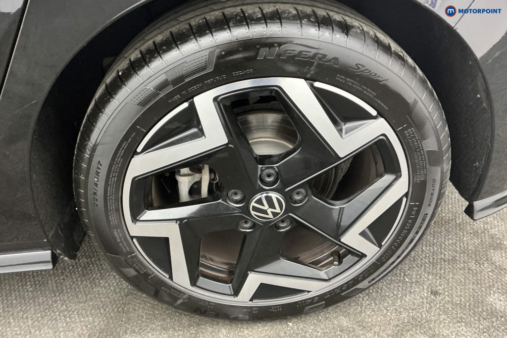 Volkswagen Golf R-Line Automatic Petrol Hatchback - Stock Number (1672675) - 38th supplementary image