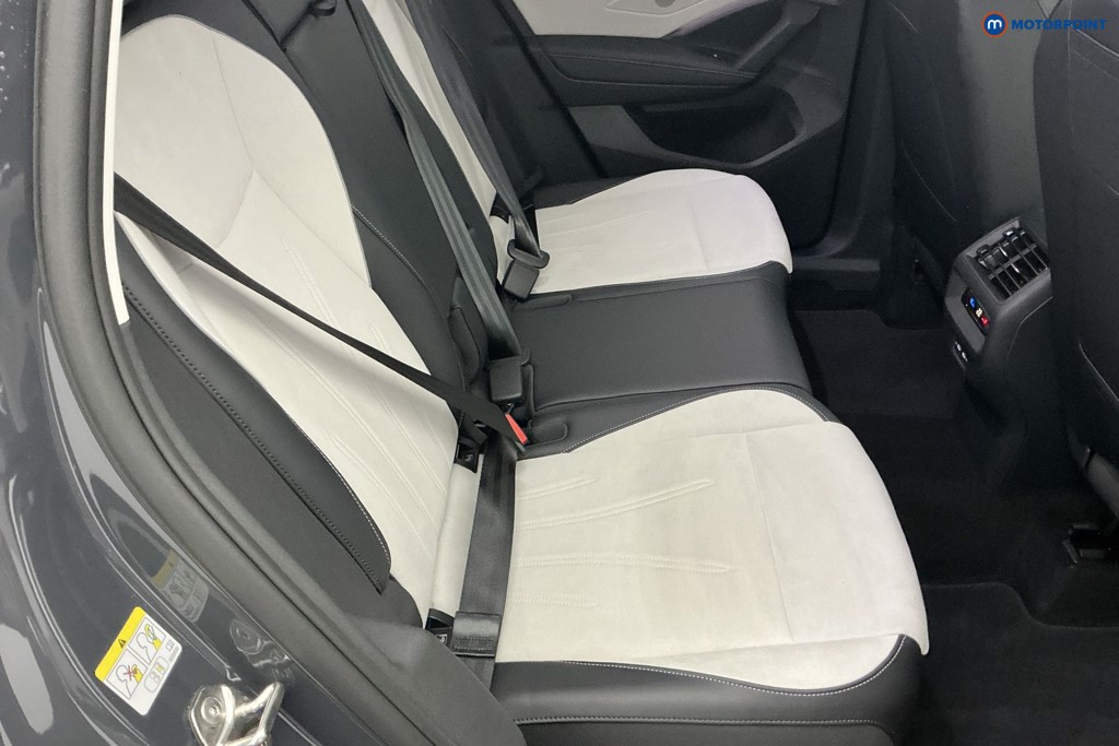 Volkswagen Tiguan Elegance Automatic Petrol SUV - Stock Number (1672682) - 4th supplementary image