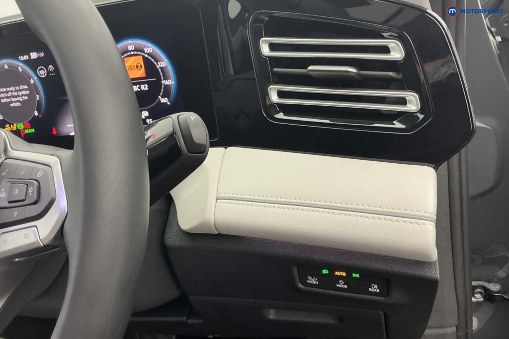 Volkswagen Tiguan Elegance Automatic Petrol SUV - Stock Number (1672682) - 23rd supplementary image
