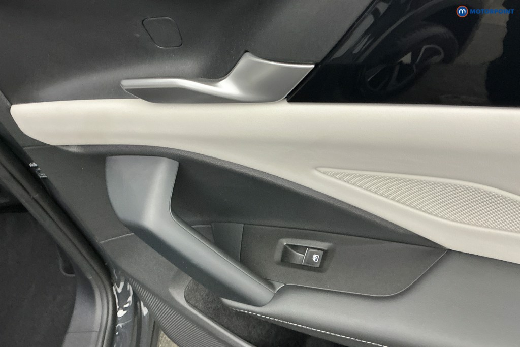 Volkswagen Tiguan Elegance Automatic Petrol SUV - Stock Number (1672682) - 28th supplementary image