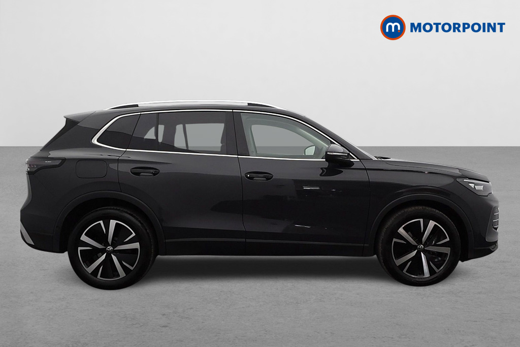 Volkswagen Tiguan Elegance Automatic Petrol SUV - Stock Number (1672682) - Drivers side