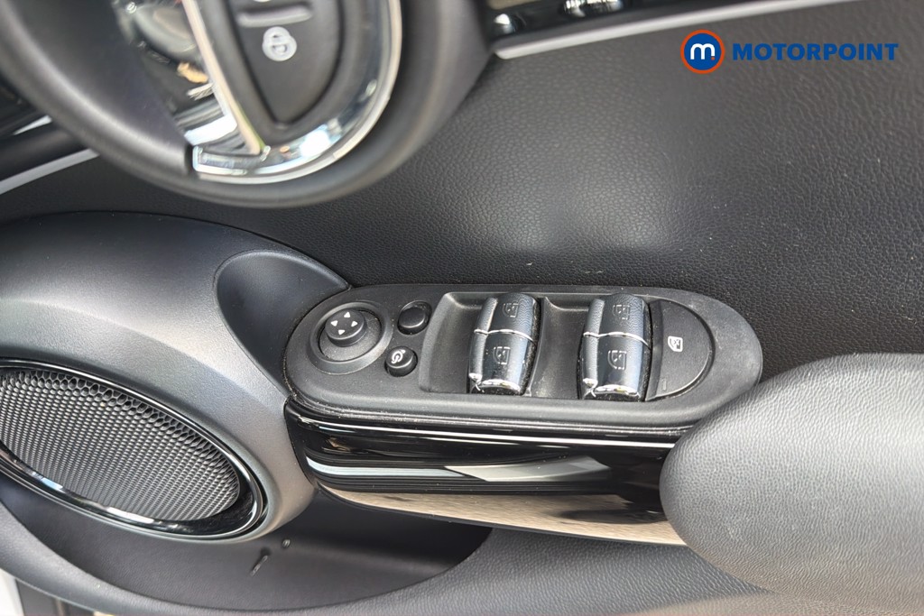 Mini Hatchback Cooper Classic Automatic Petrol Hatchback - Stock Number (1672918) - 3rd supplementary image
