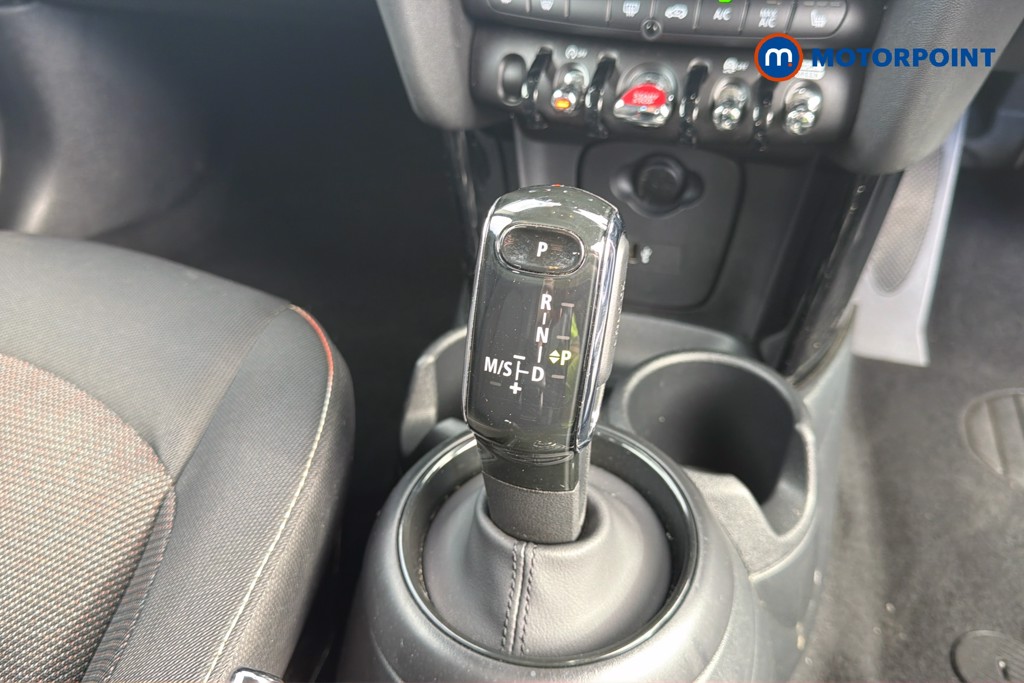Mini Hatchback Cooper Classic Automatic Petrol Hatchback - Stock Number (1672918) - 16th supplementary image
