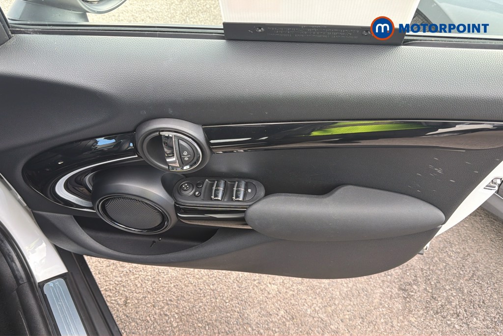 Mini Hatchback Cooper Classic Automatic Petrol Hatchback - Stock Number (1672918) - 1st supplementary image