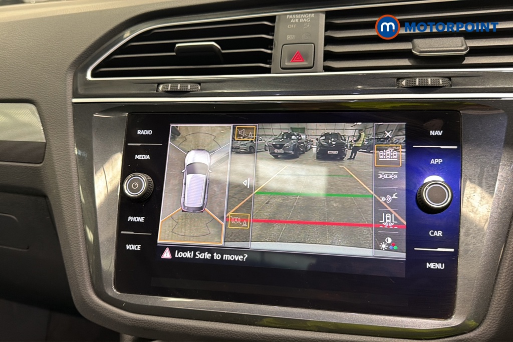 Volkswagen Tiguan R-Line Tech Automatic Petrol SUV - Stock Number (1672987) - 13th supplementary image
