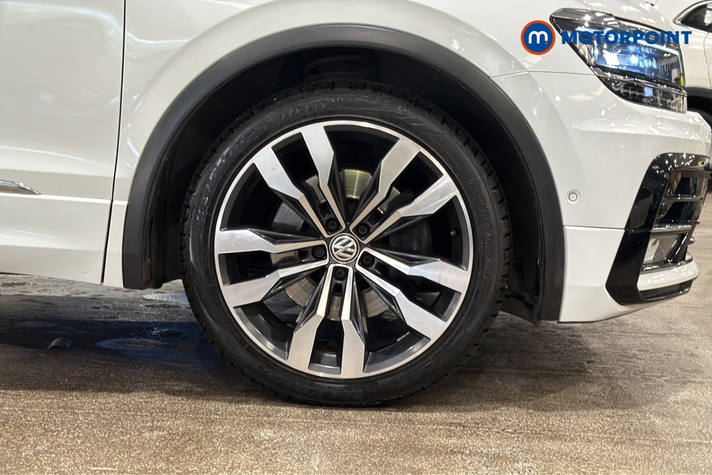 Volkswagen Tiguan R-Line Tech Automatic Petrol SUV - Stock Number (1672987) - 47th supplementary image