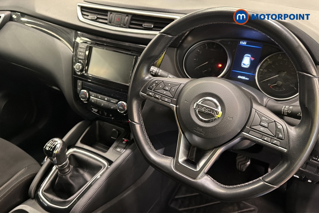 Nissan Qashqai Acenta Premium Manual Petrol SUV - Stock Number (1673429) - 2nd supplementary image