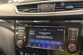 Nissan Qashqai Acenta Premium Manual Petrol SUV - Stock Number (1673429) - 8th supplementary image