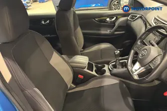 Nissan Qashqai Acenta Premium Manual Petrol SUV - Stock Number (1673429) - 22nd supplementary image