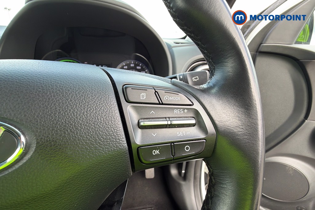 Hyundai Kona Premium Automatic Petrol-Electric Hybrid SUV - Stock Number (1673551) - 4th supplementary image