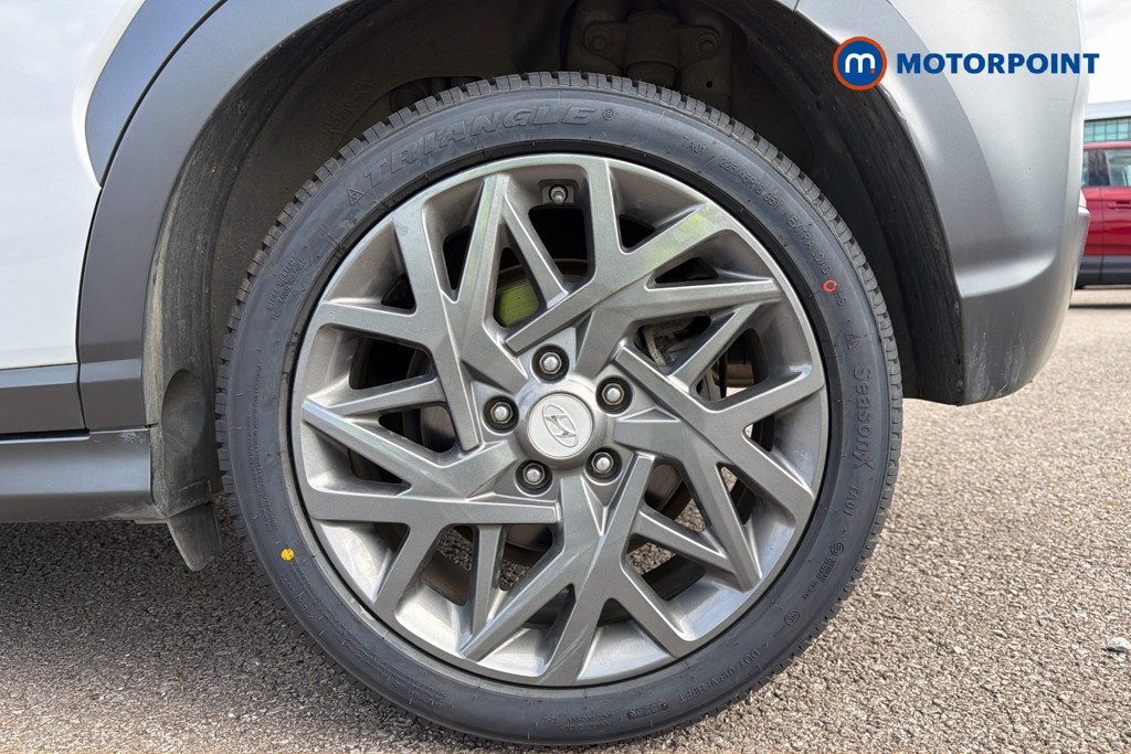 Hyundai Kona Premium Automatic Petrol-Electric Hybrid SUV - Stock Number (1673551) - 48th supplementary image