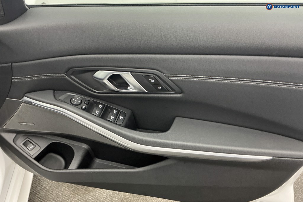 BMW 3 Series M Sport Automatic Petrol Saloon - Stock Number (1673552) - 25th supplementary image