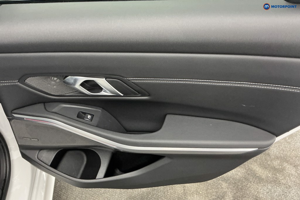 BMW 3 Series M Sport Automatic Petrol Saloon - Stock Number (1673552) - 27th supplementary image