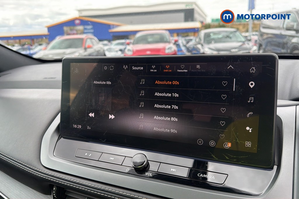 Nissan Qashqai Tekna Automatic Petrol SUV - Stock Number (1673876) - 9th supplementary image