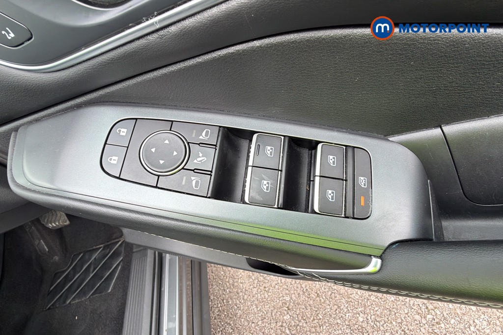 Nissan Qashqai Tekna Automatic Petrol SUV - Stock Number (1673876) - 20th supplementary image