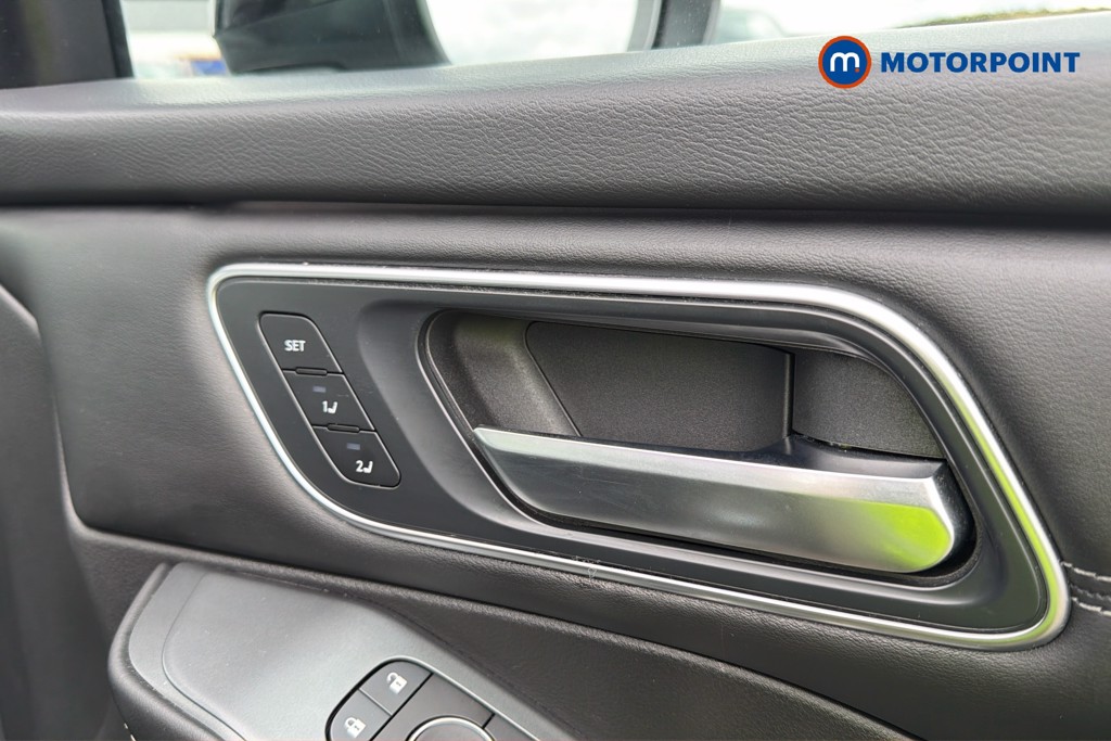 Nissan Qashqai Tekna Automatic Petrol SUV - Stock Number (1673876) - 42nd supplementary image